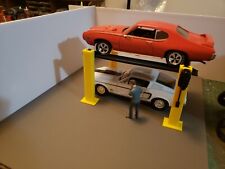 118th Scale Yellowblack 4 Post Model Car Lift For Garage Diorama 118th Scale