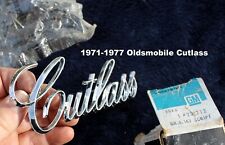 Nos Oem 1971-1977 Oldsmobile Cutlass Front Fender Emblem Gm 231212 408954